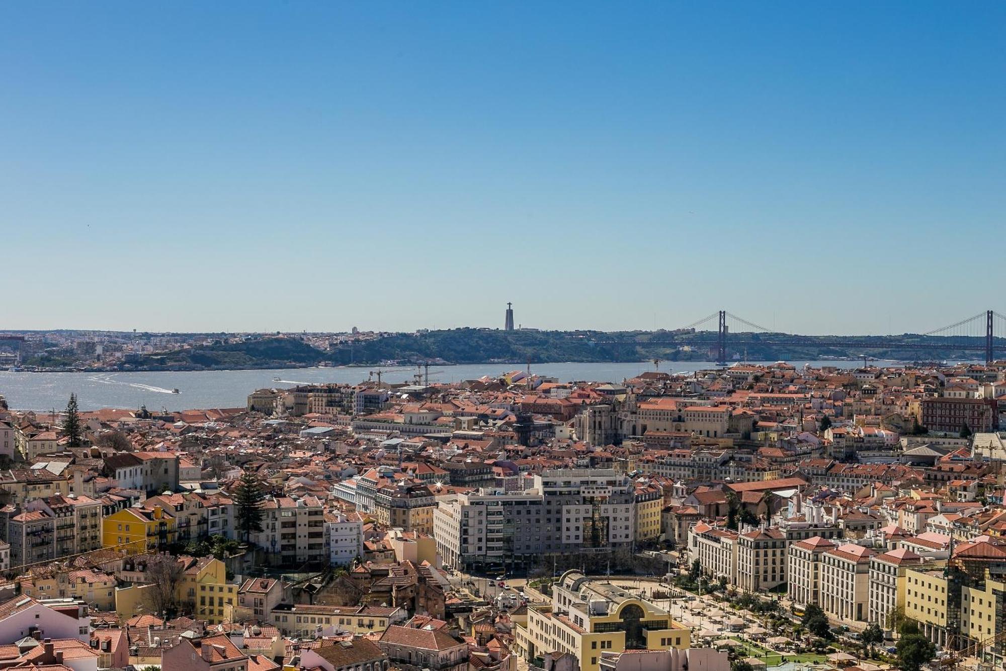 Happy Stay Lisbon - Suite With A View, Private Terrace & Ac エクステリア 写真